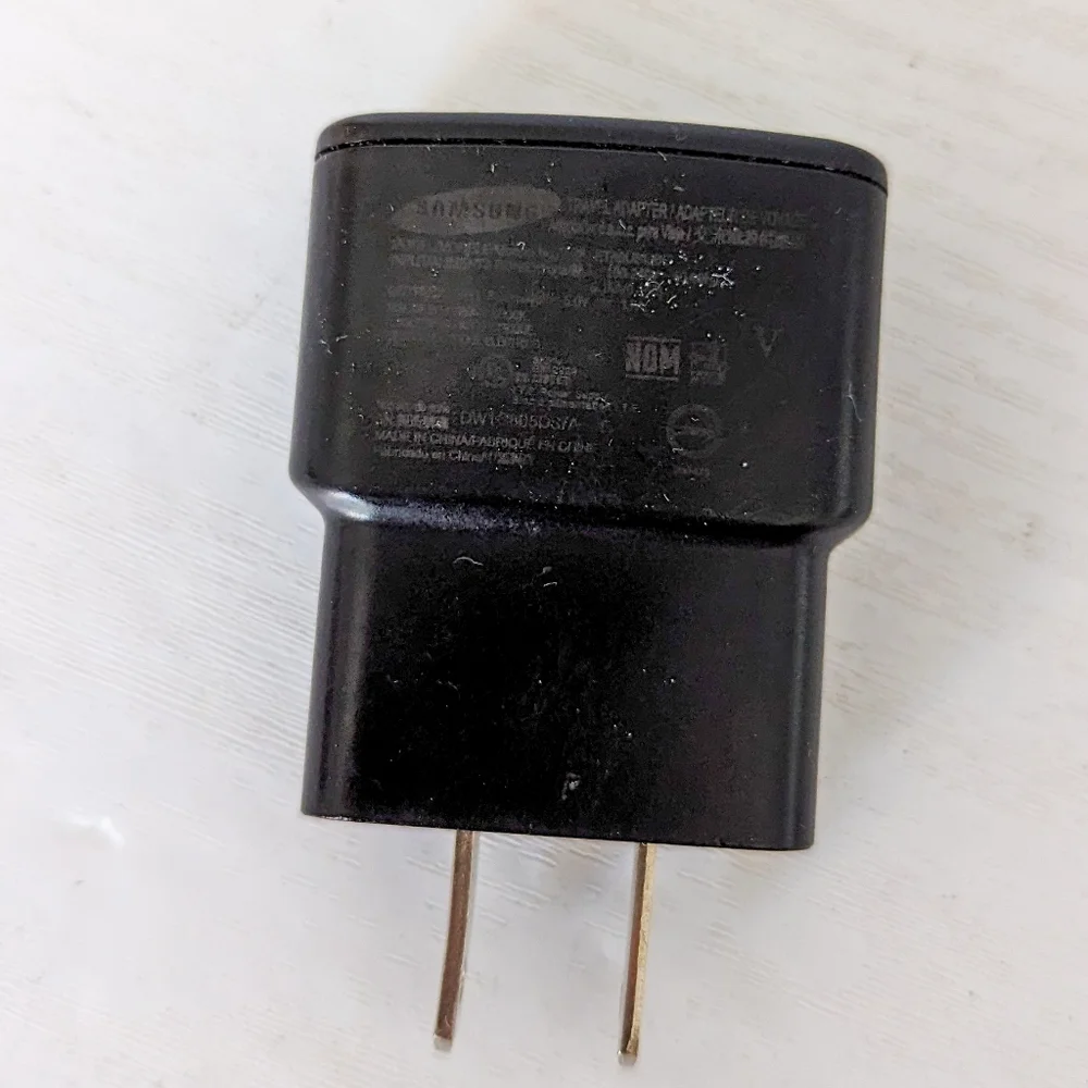 Samsung Genuine Travel Adapter - Black